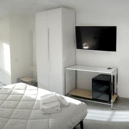 La Fiera Guesthouse Fiumicino Eksteriør bilde